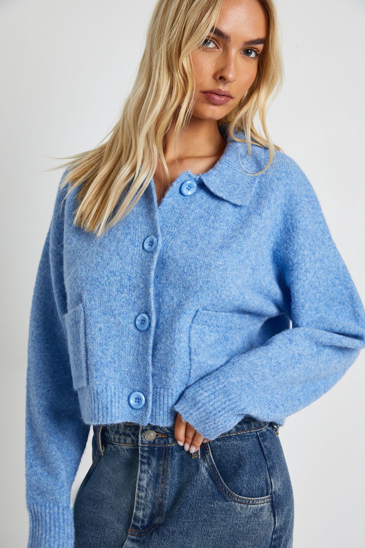 Boxy Fit Pocket Detail Cardigan - Image 4