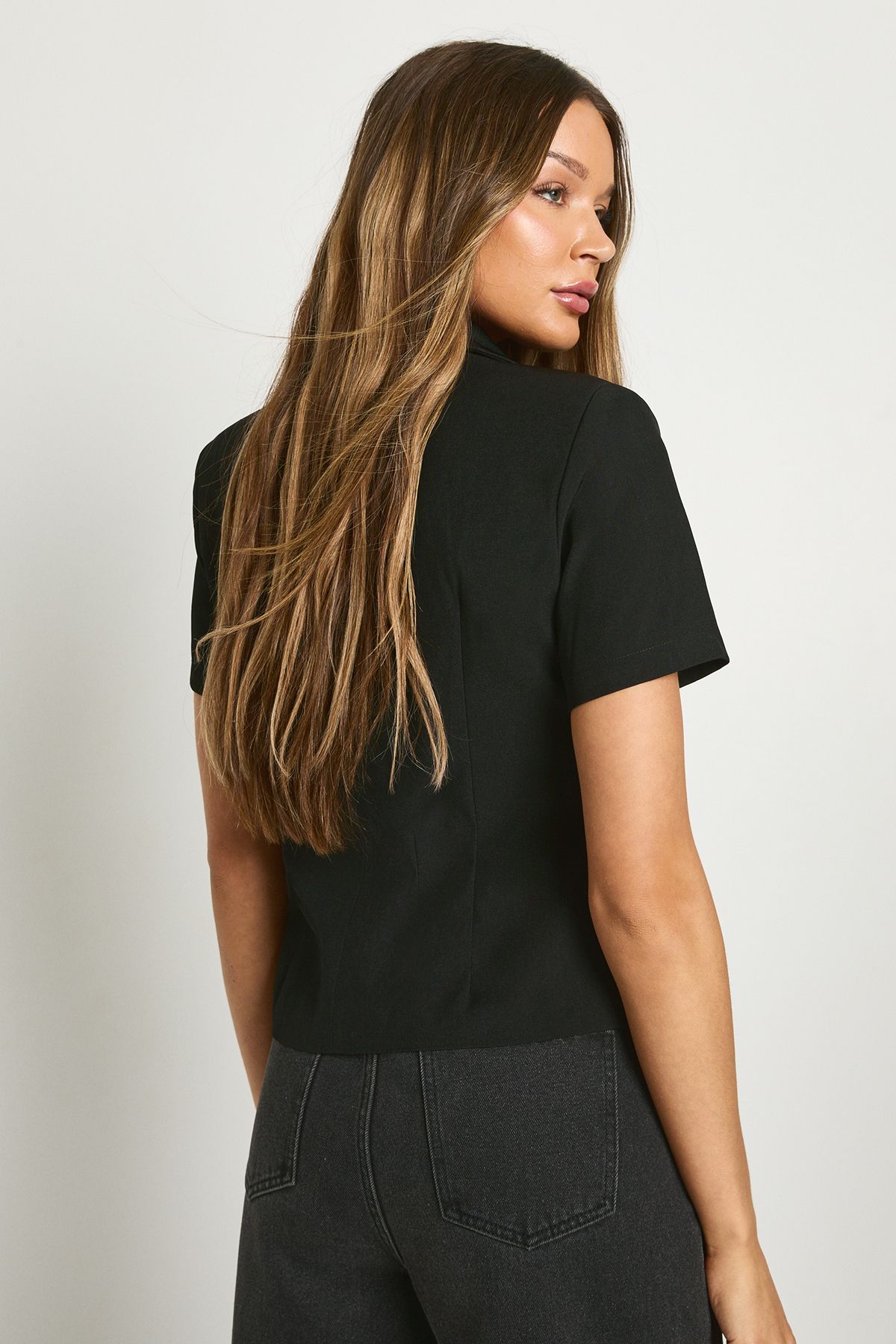 Short Sleeve Tailored Top - Image 2