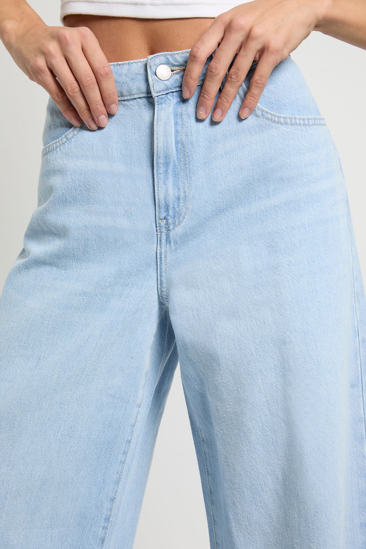 Tall Mid Waist Boyfriend Jean - Image 2