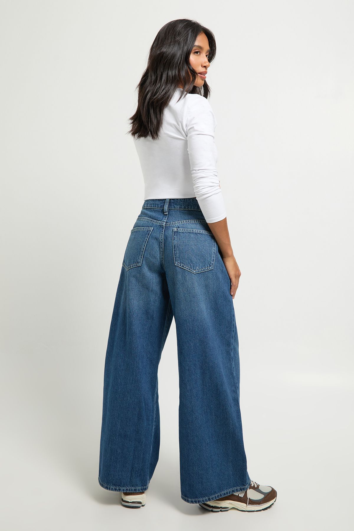 Petite Mid Waist Boyfriend Jean - Image 2