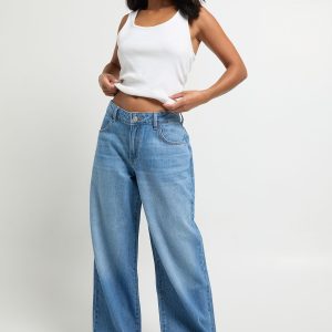 Petite Mid Waist Boyfriend Jean