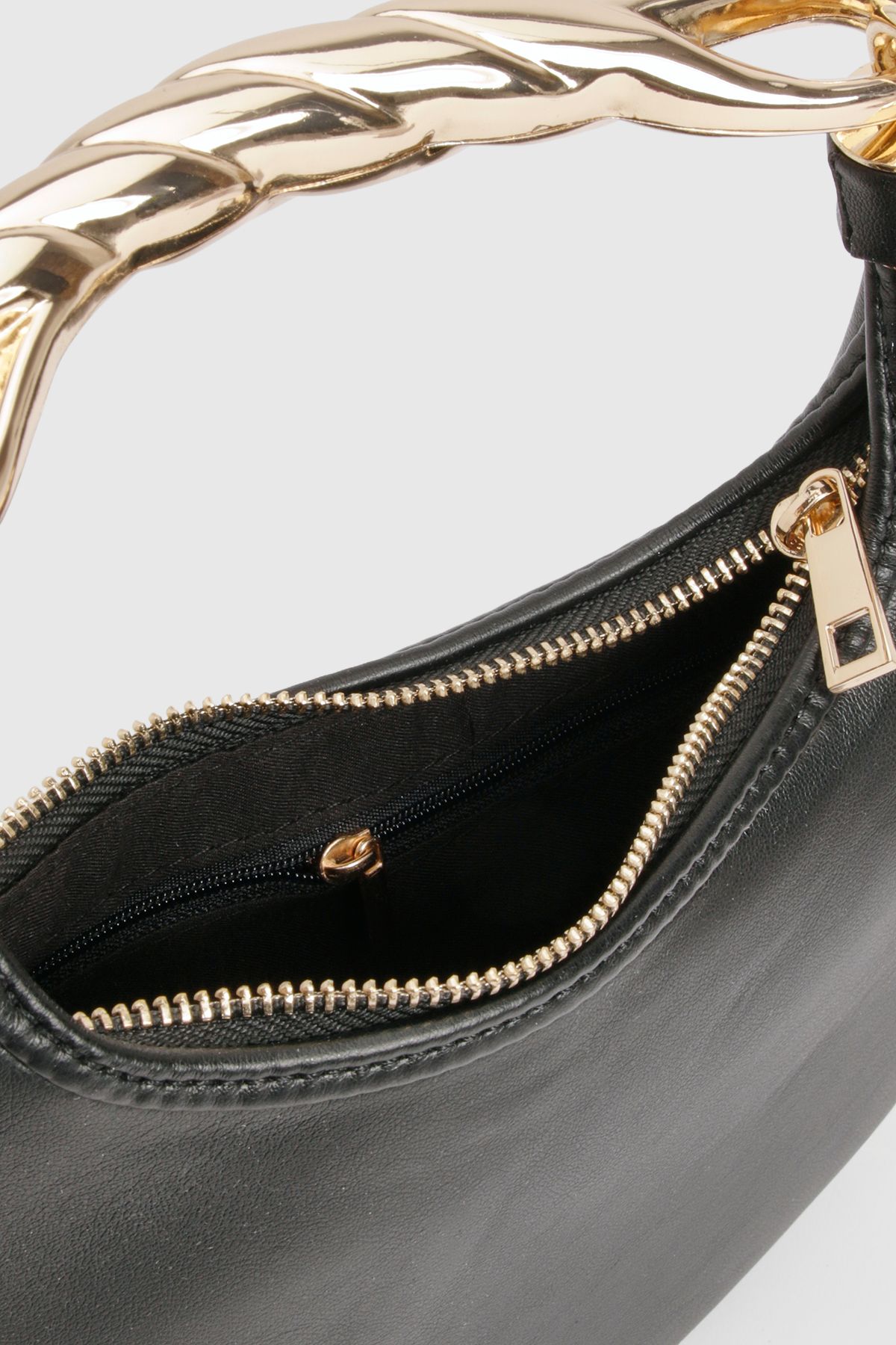 Twisted Statement Handle Grab Bag - Image 4