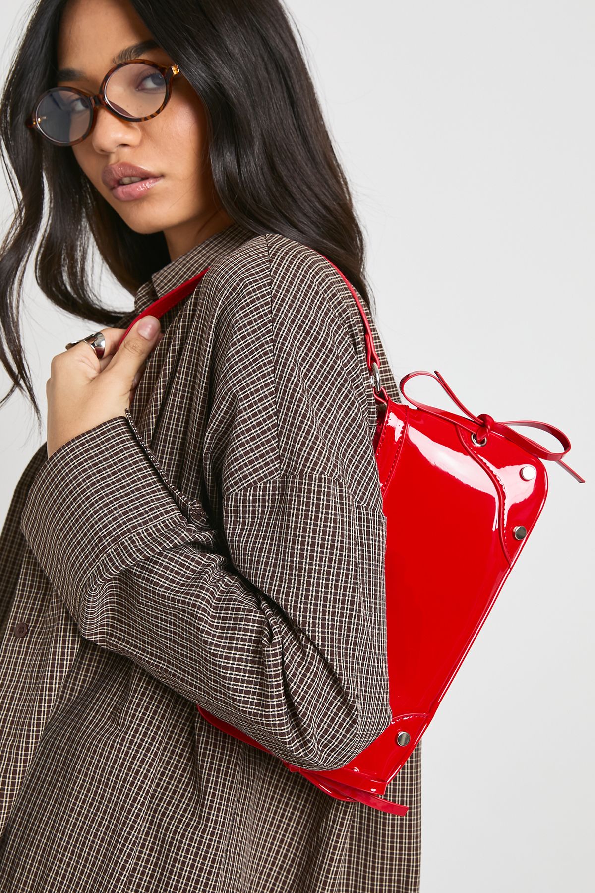 Bow Detail Vinyl Shoulder Bag