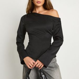 Asymmetric Ruched Shoulder Longline Top