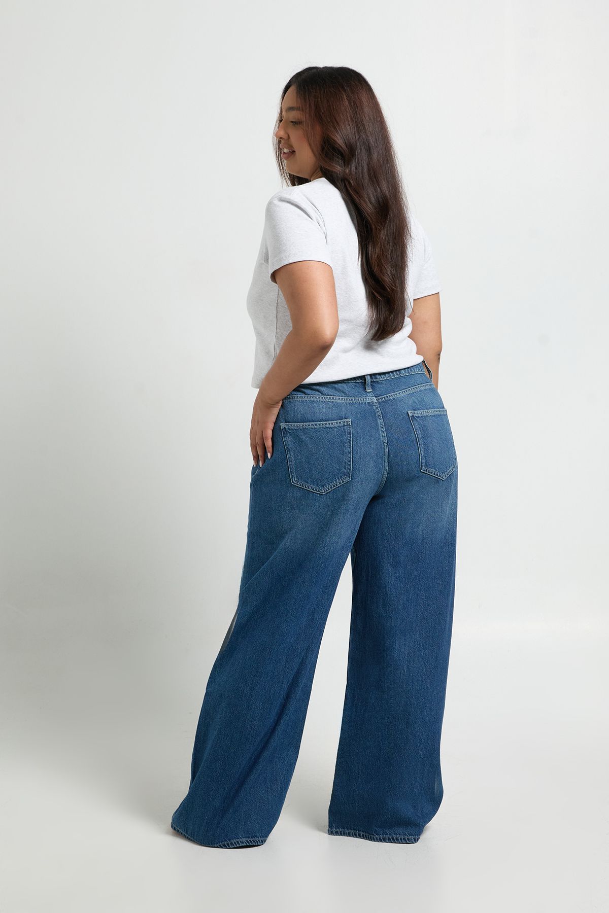 Plus Basics Mid Waist Boyfriend Jean - Image 2