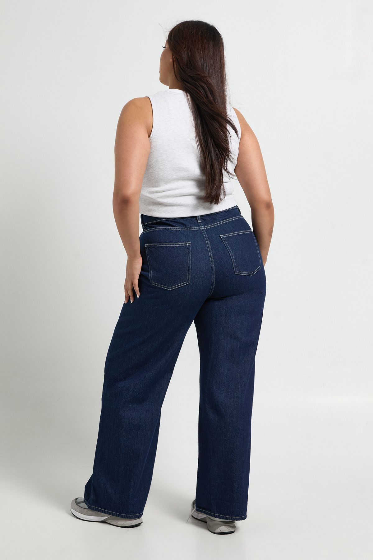 Plus Basics High Waist Straight Leg Jean - Image 2