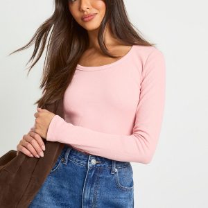 Basic Rib Scoop Neck Fitted Long Sleeve Top