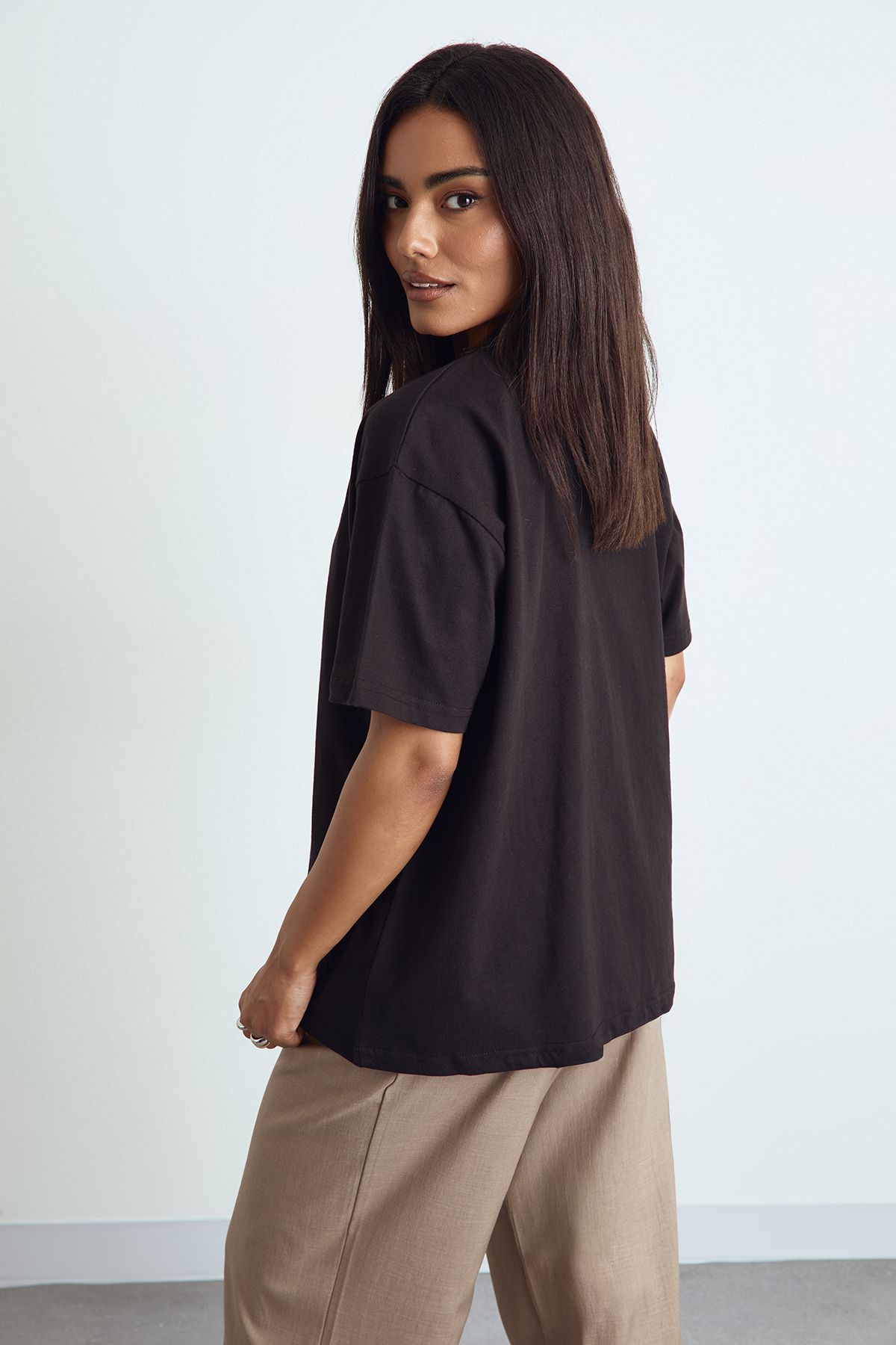 Basic Oversized Short Sleeve T-Shirt - Image 2