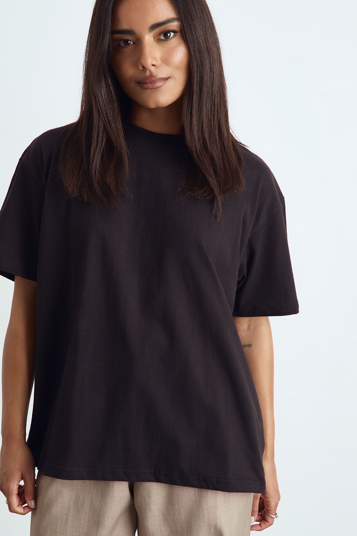 Basic Oversized Short Sleeve T-Shirt - Image 4