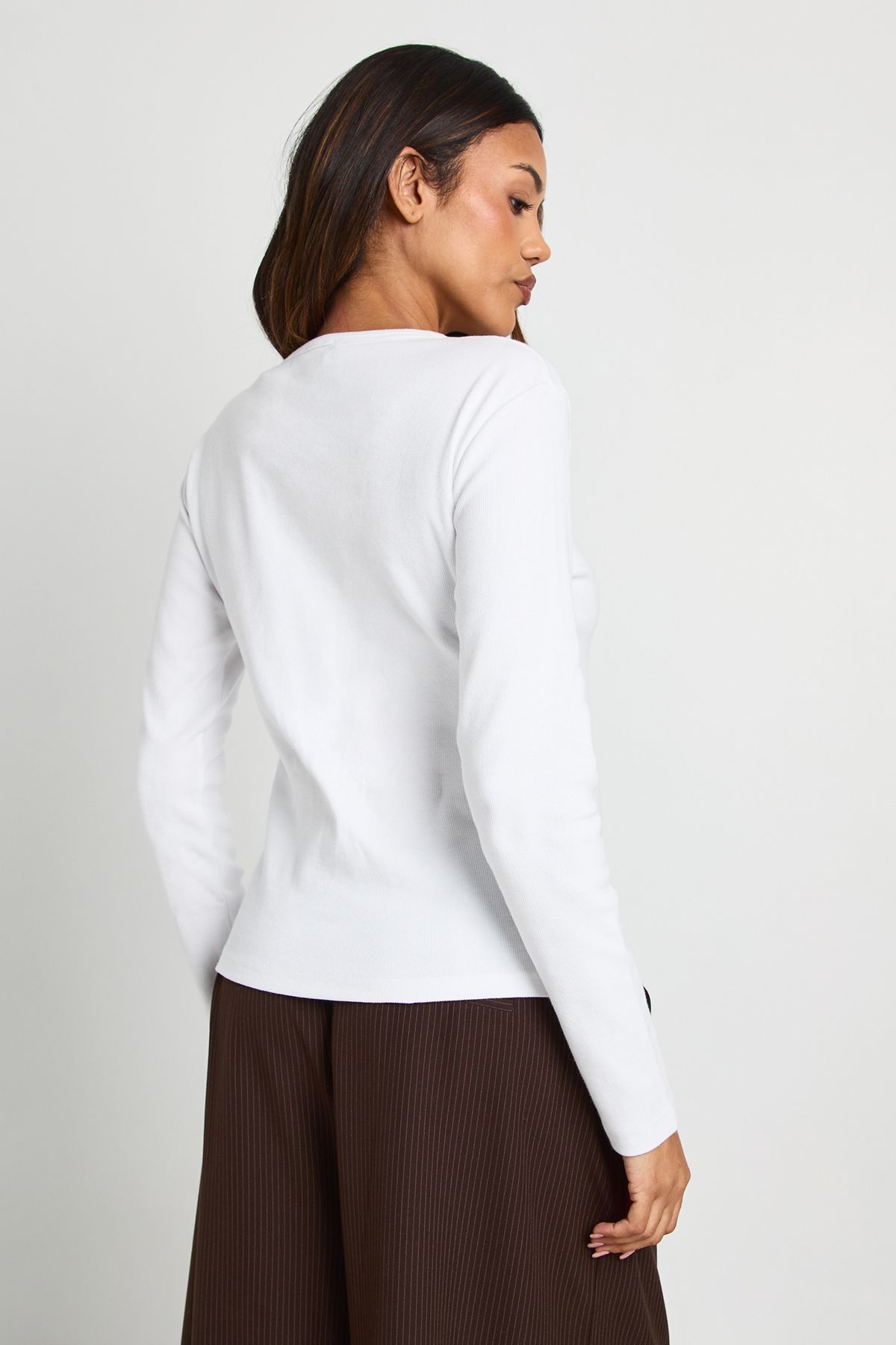Maternity Basic Rib Long Sleeve Longline Fitted Top - Image 2