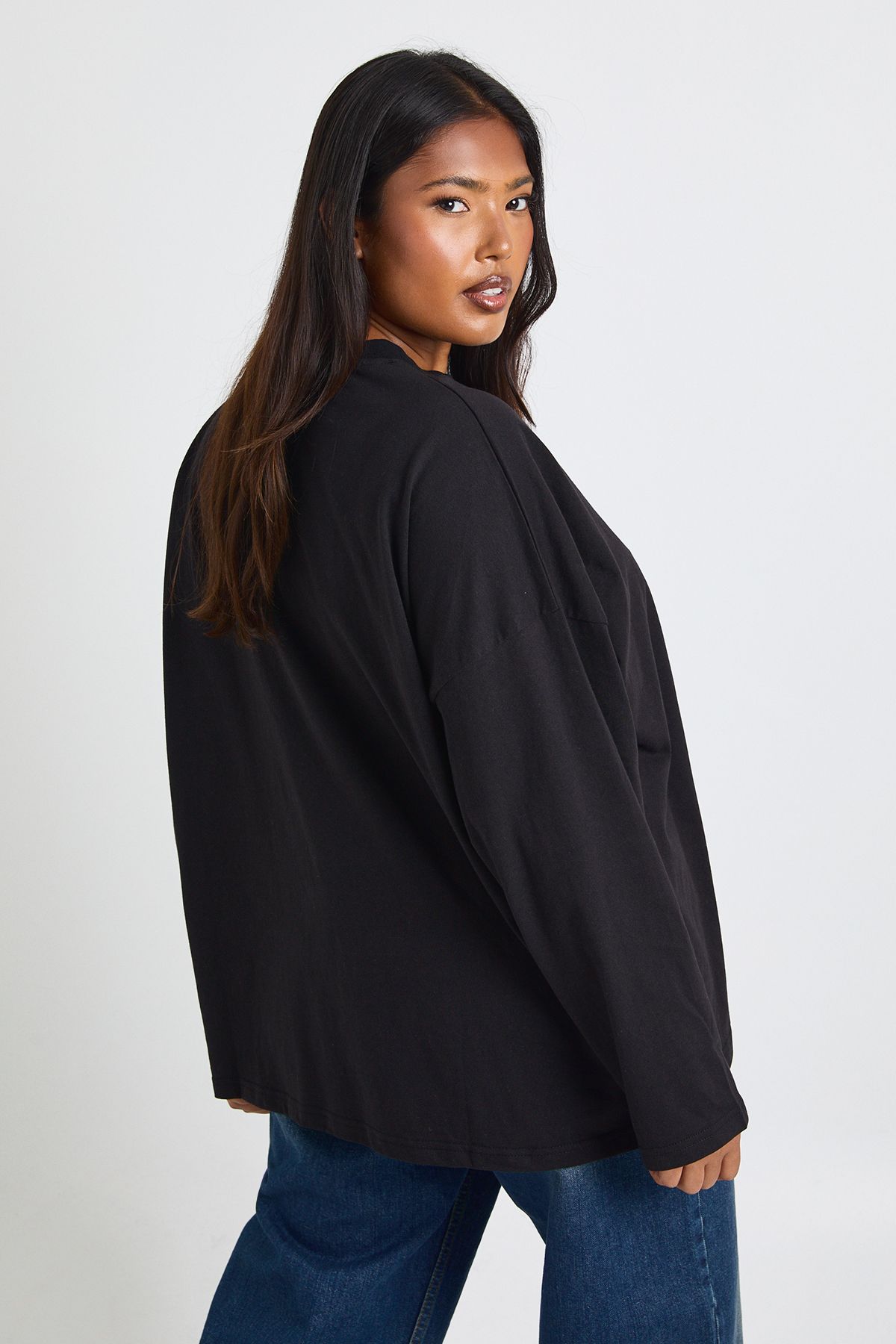 Plus Basic Oversized Long Sleeve T-Shirt - Image 2
