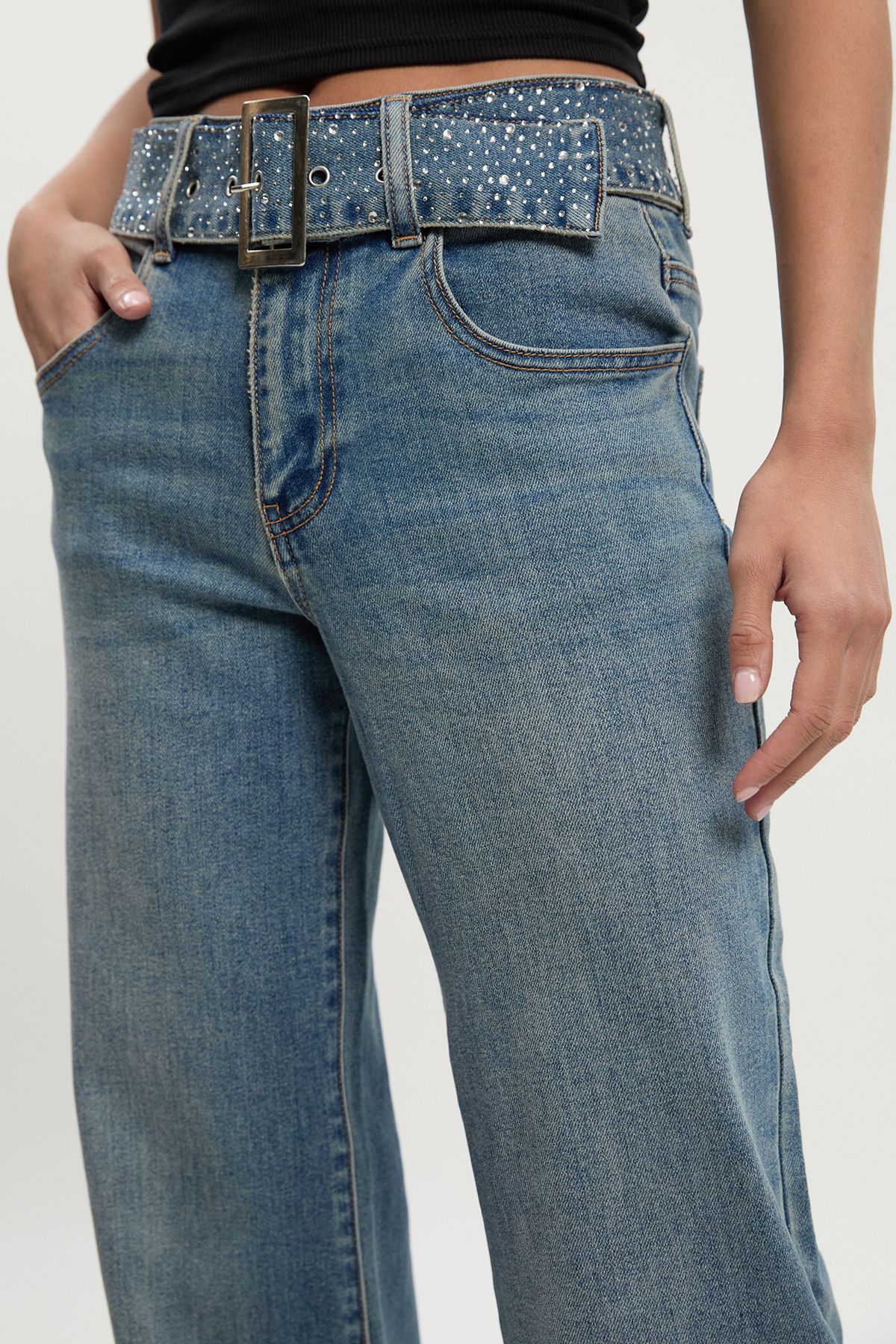 Embellished Belt High Waist Wide Leg Jean - Image 3