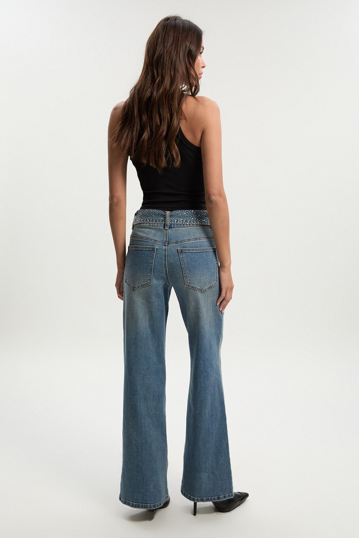 Embellished Belt High Waist Wide Leg Jean - Image 4