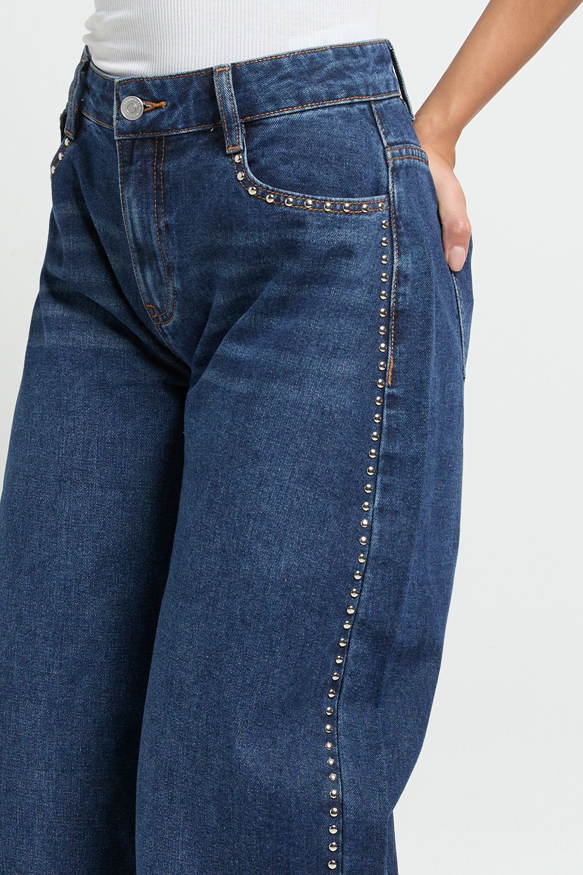 Studded Mid Waist Barrel Jean - Image 4