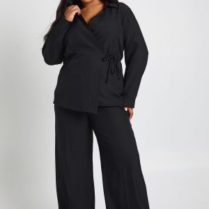 Plus Woven Pleated Wide Leg Trouser