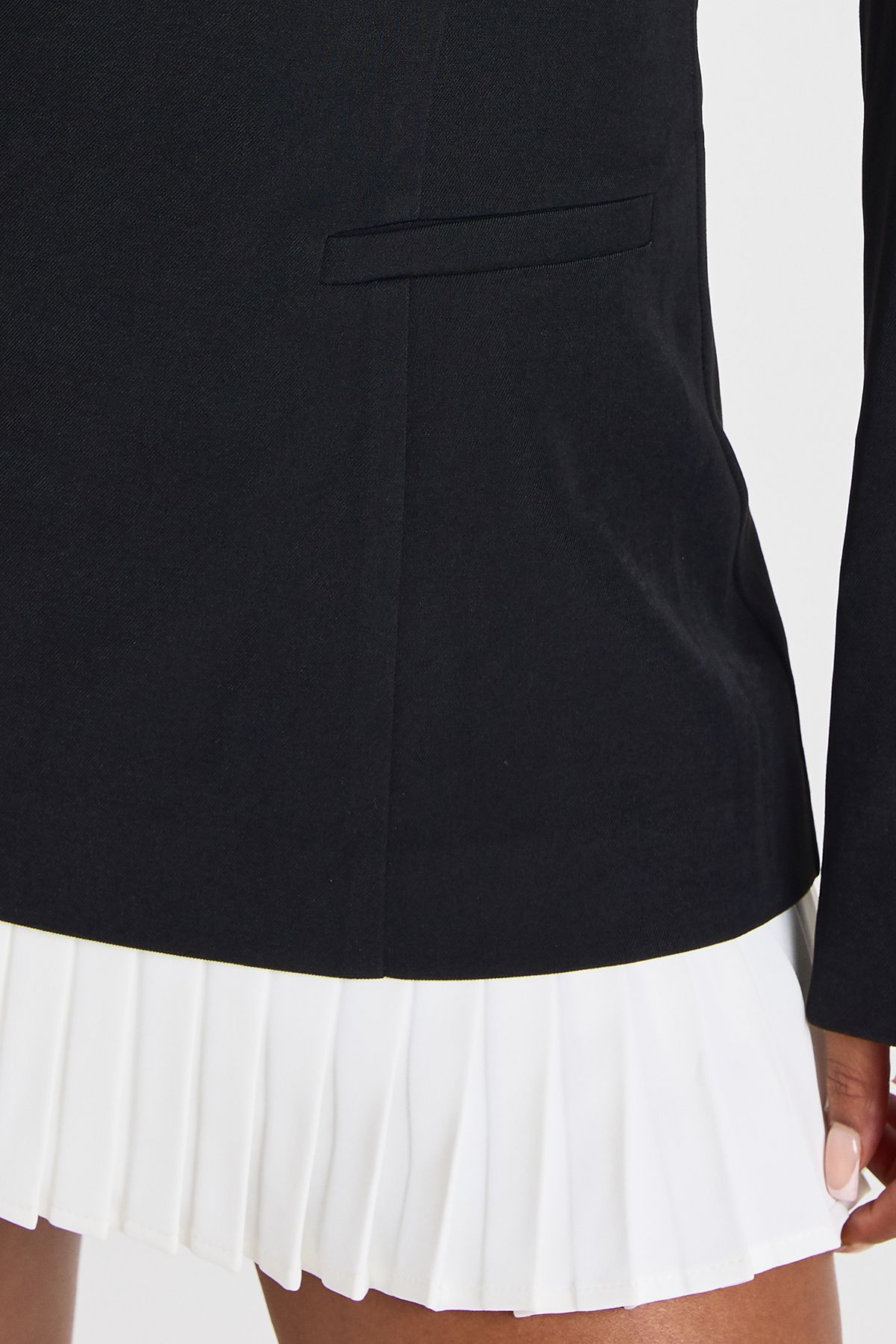 Tailored Pleated Hem Structured Mini Dress - Image 4