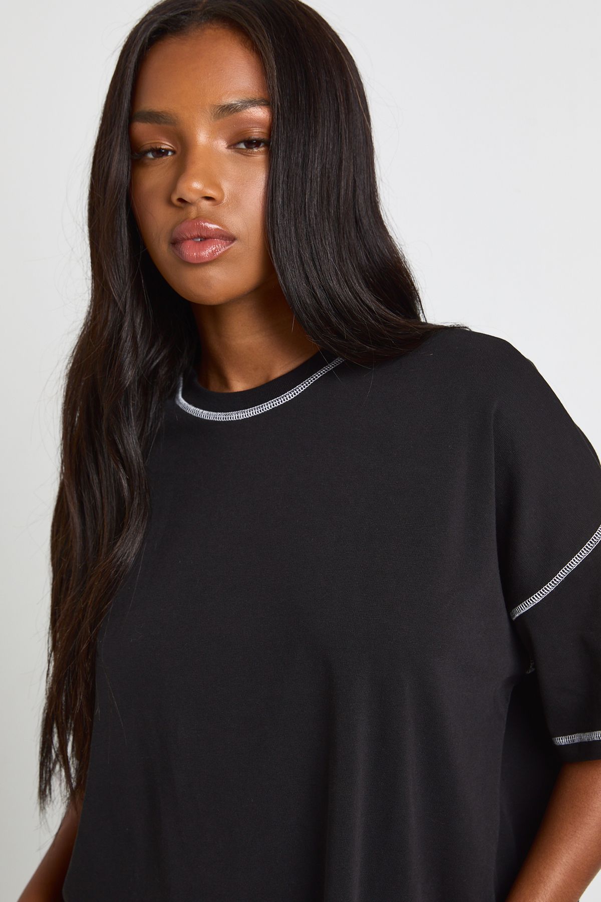 Contrast Stitch Oversized T-shirt - Image 4