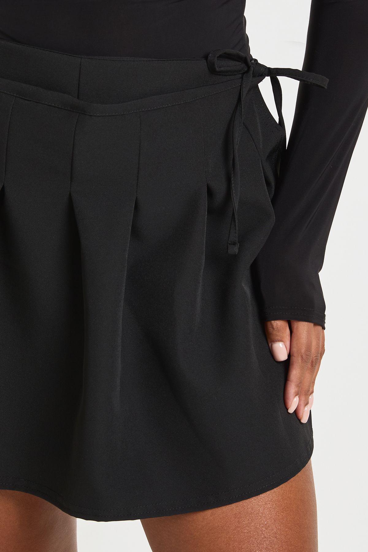 Plus Woven Pleated Wrap Skort - Image 4