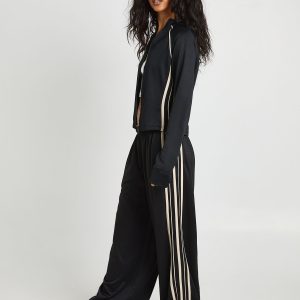 Side Stripe Adjustable Cuff Wide Leg Jogger