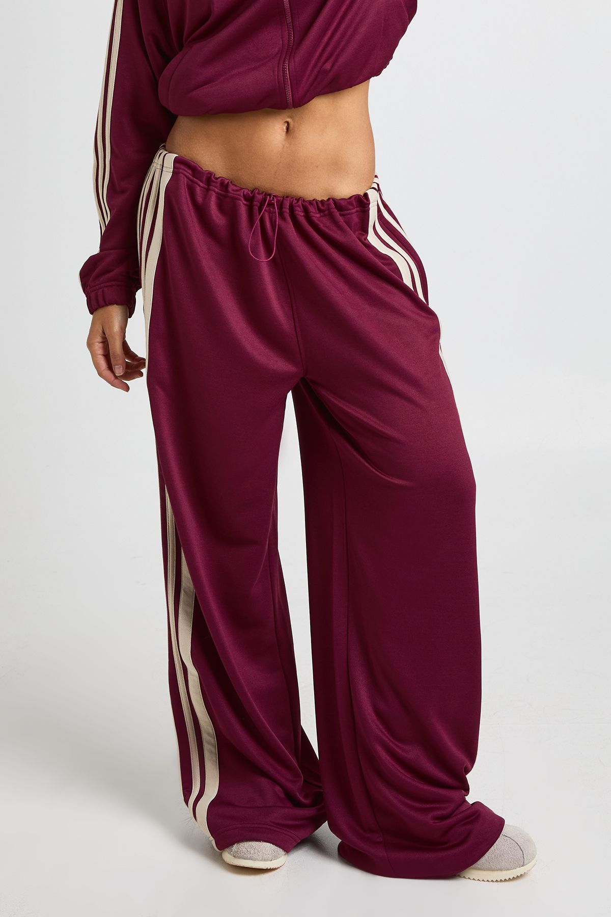Side Stripe Adjustable Cuff Wide Leg Jogger - Image 3