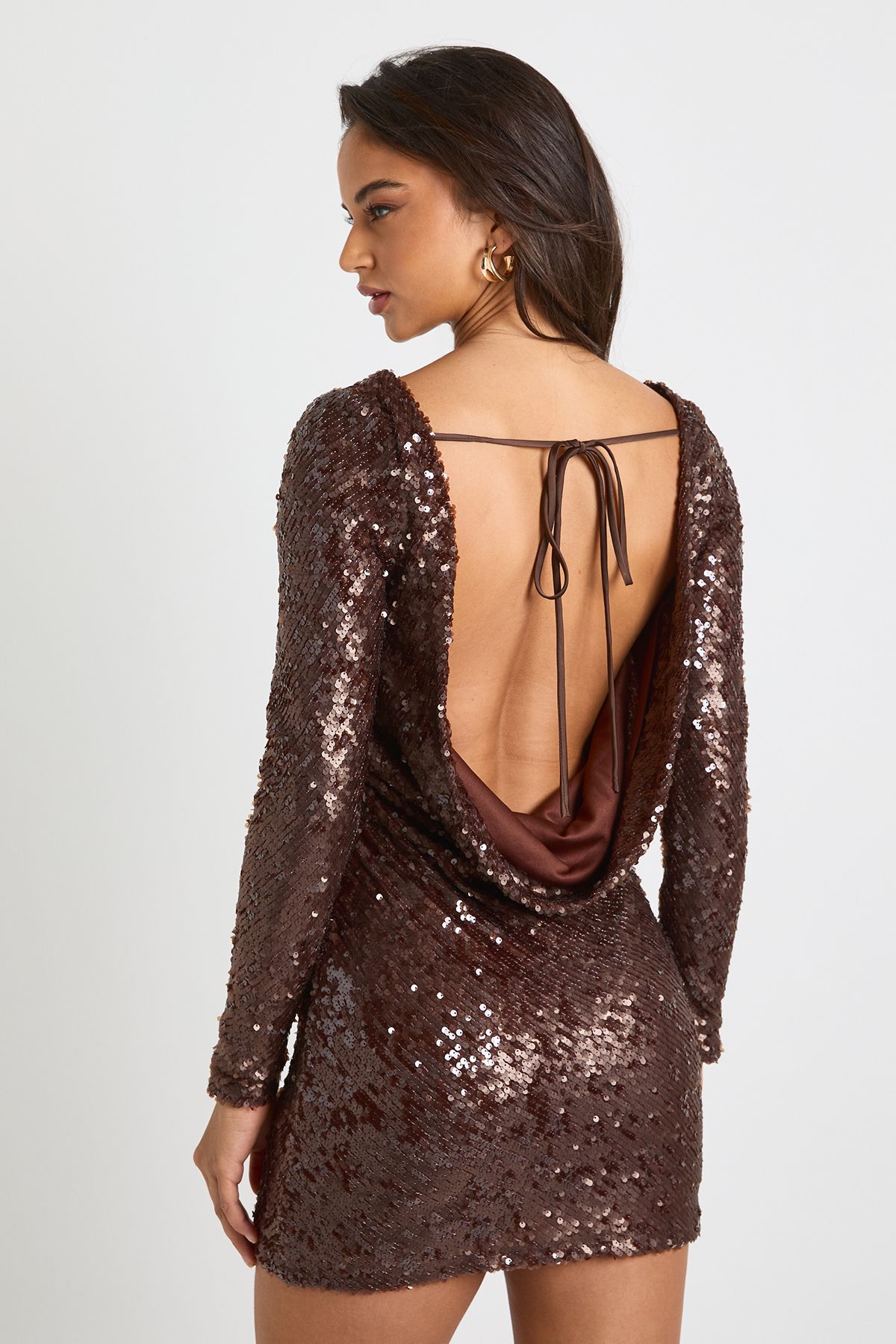 Cowl Neck Back Sequin Mini Dess - Image 4