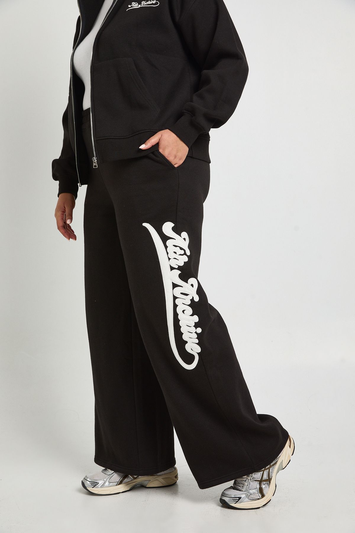 Plus Ath Archive Wide Leg Joggers - Image 4