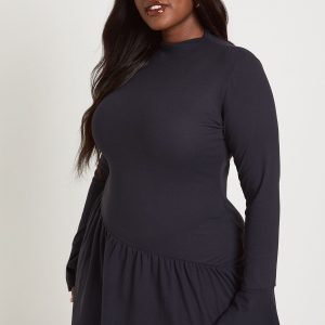 Plus Super Soft Flare Sleeve Drop Hem Skater Dress