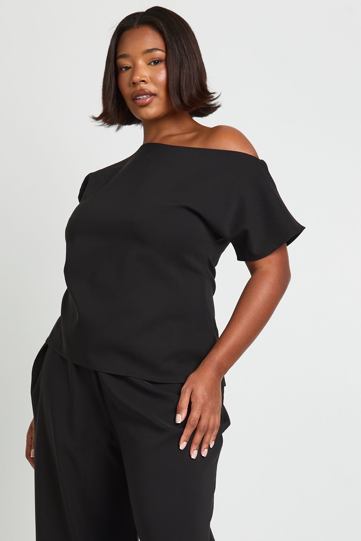 Plus Asymmetrical Off The Shoulder Top And Pleated Waist Wide Leg Trouser - Image 4
