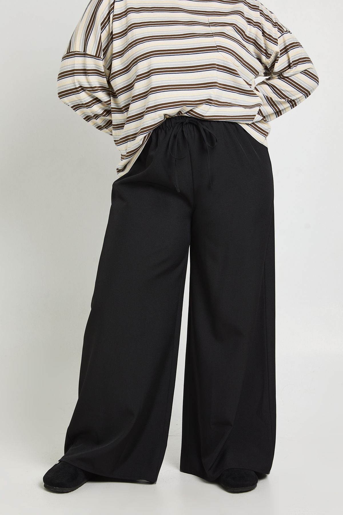Plus Woven Elasticated Waist Drawstring Wide Leg Trouser - Image 4