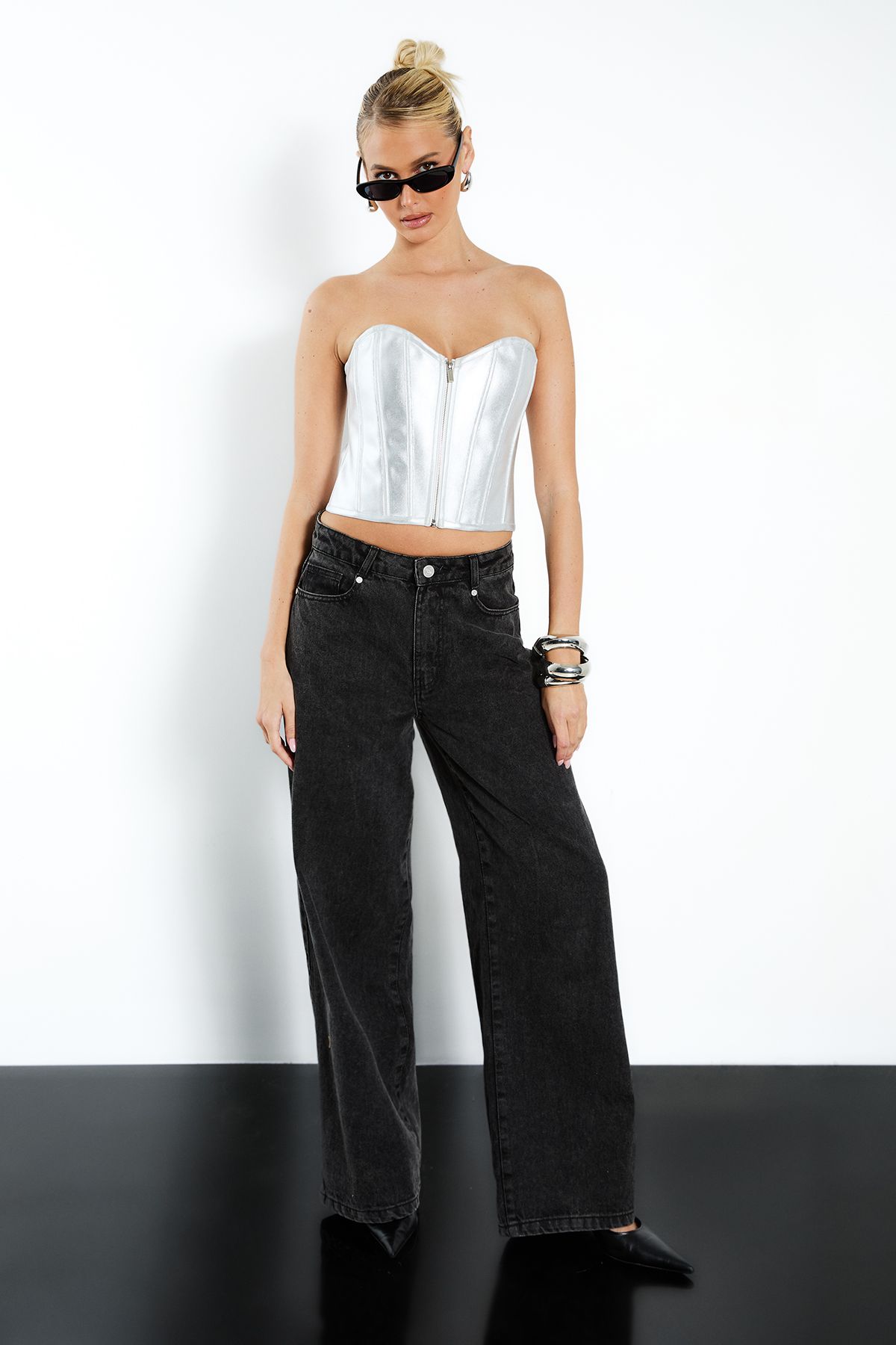 Bandage Zip Front Detail Corset - Image 3