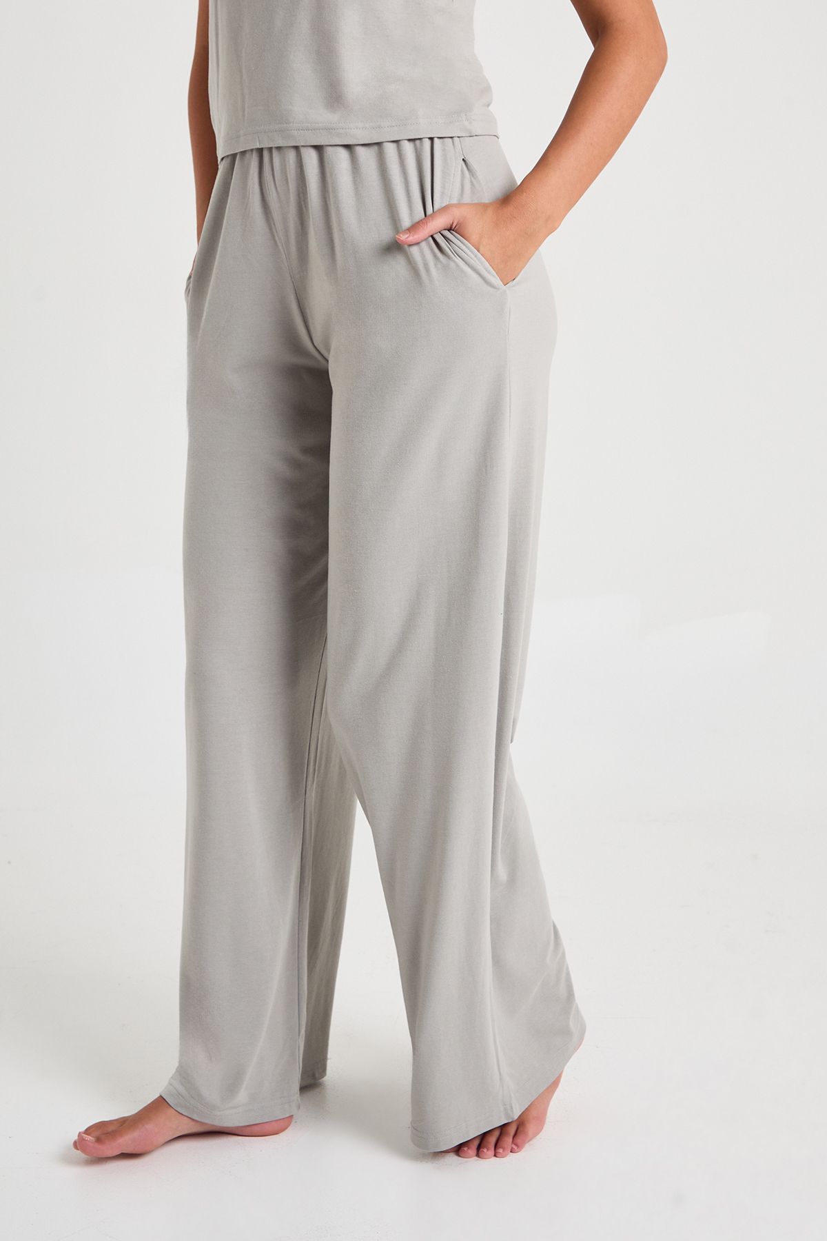 Modal Vest & Wide Leg Trousers Pyjama Set - Image 4