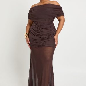 Plus Bardot Ruched Body Midaxi Dress