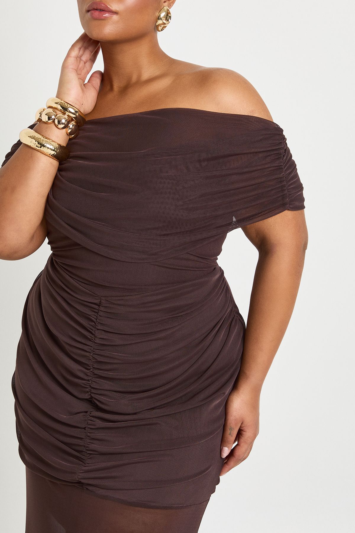 Plus Bardot Ruched Body Midaxi Dress - Image 4
