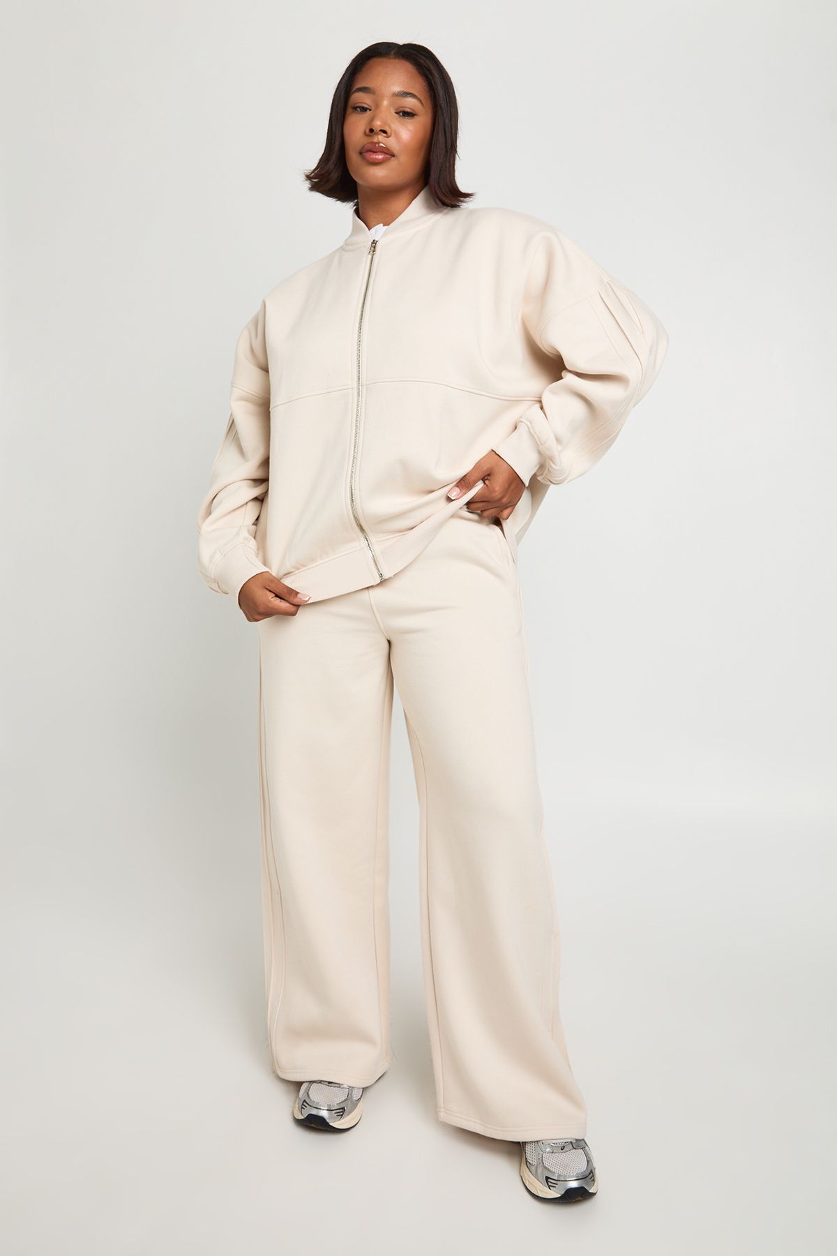 Plus Pintuck Detail Oversized Bomber Jacket - Image 3