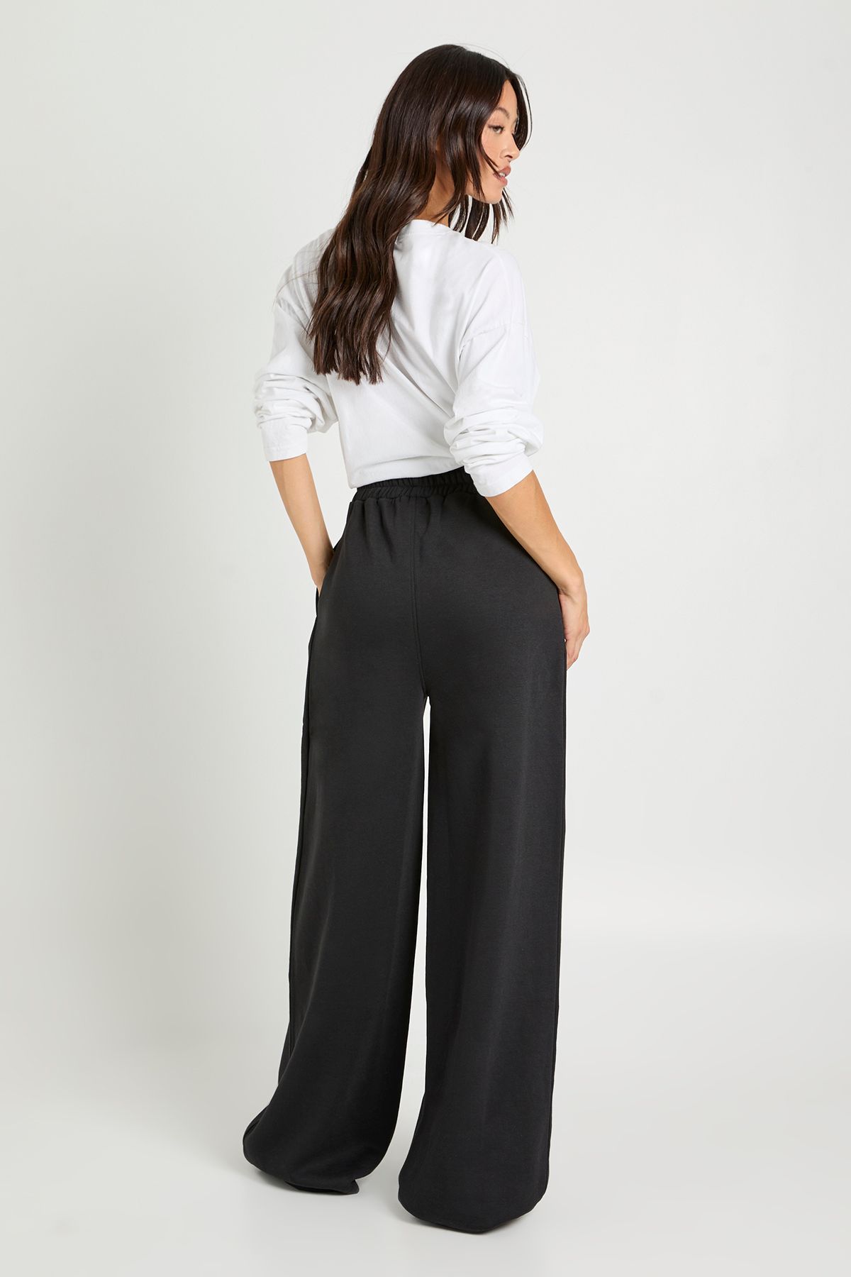 Boohoo Tall High Waist Pleat Detail Straight Leg Jogger - Image 2