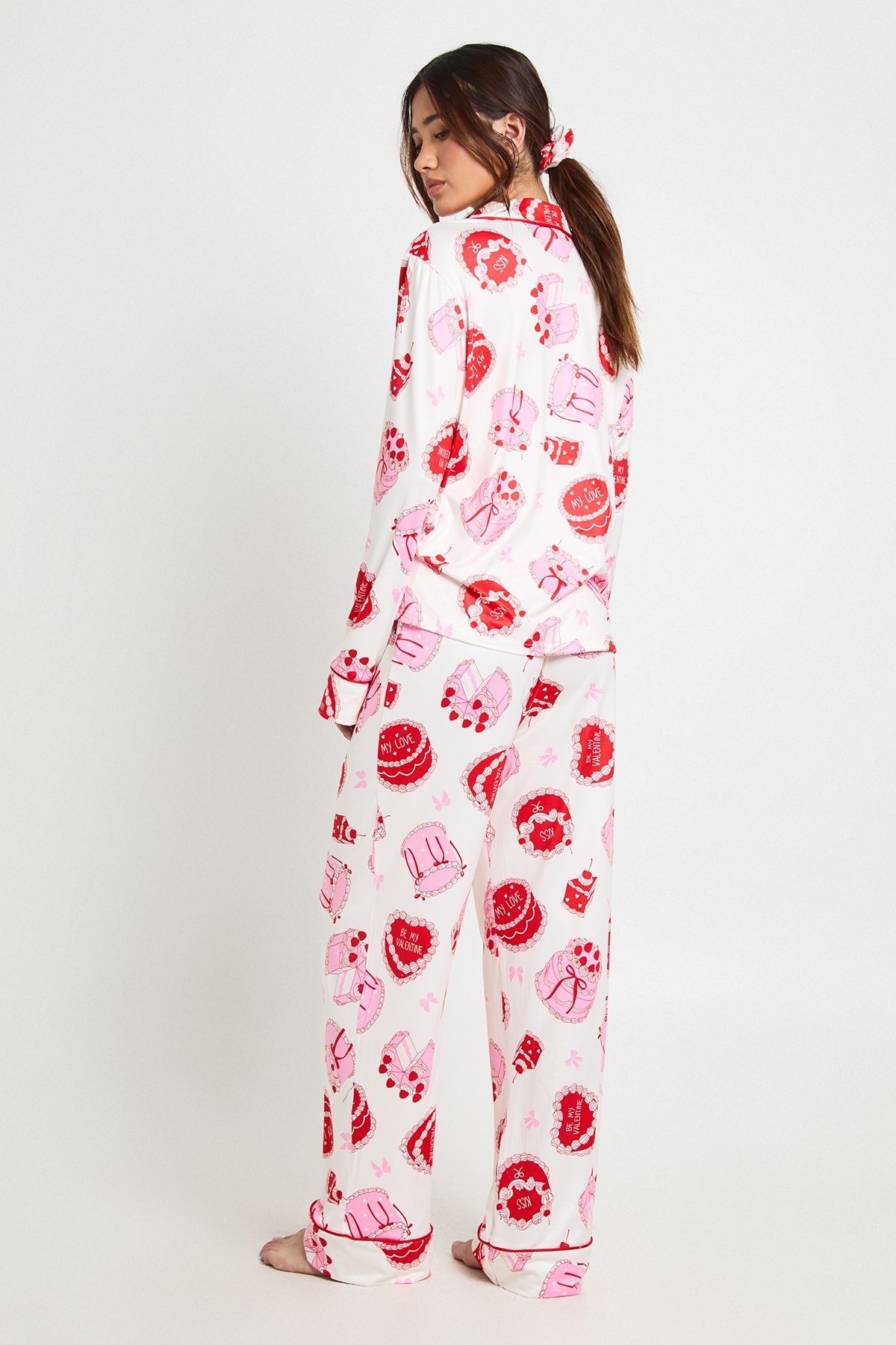 Valentines Cake Print Long Sleeve Shirt & Trouser 3 Piece Pyjama Set - Image 2