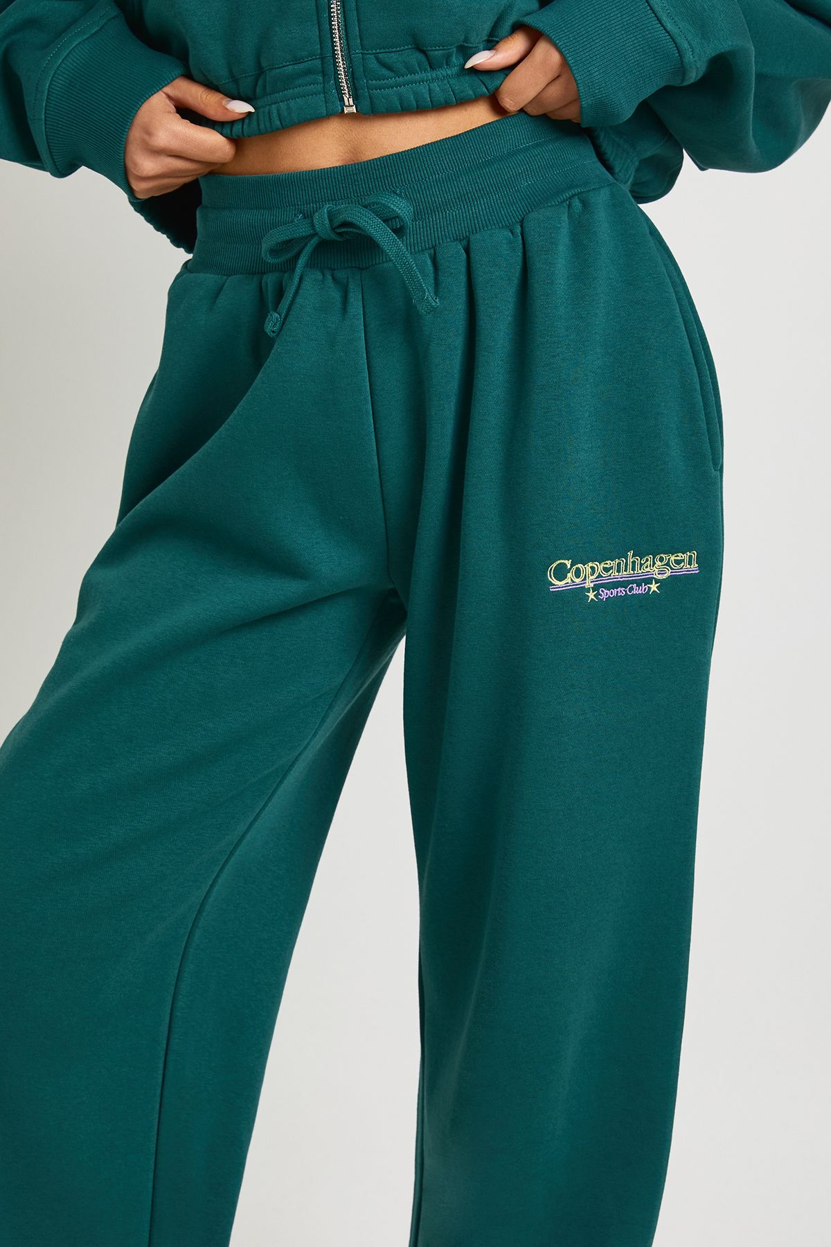Copenhagen Embroidered Cropped Hoodie Tracksuit - Image 4