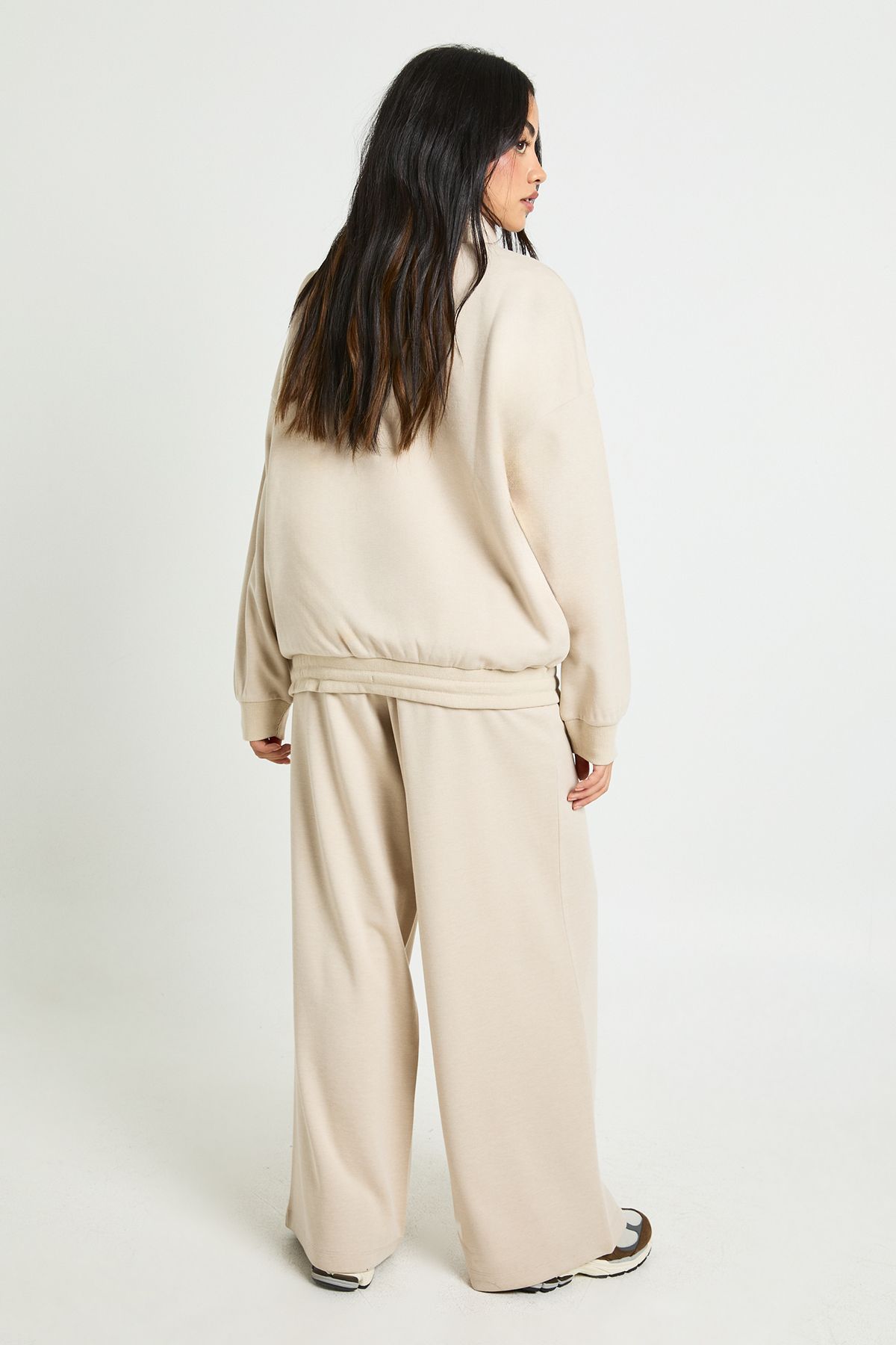 Half Zip Sweatshirt Interlock Tracksuit - Image 2
