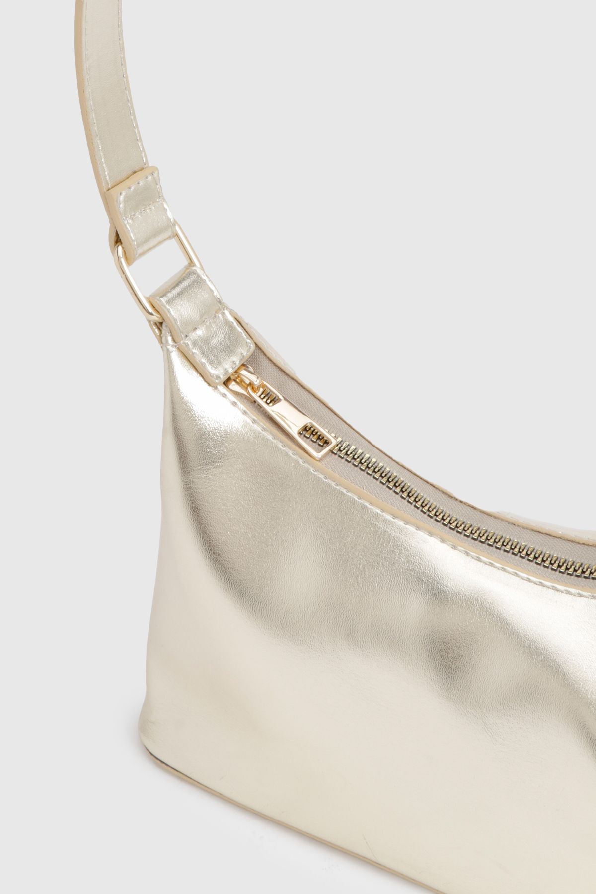 Gold Shoulder Bag - Image 4