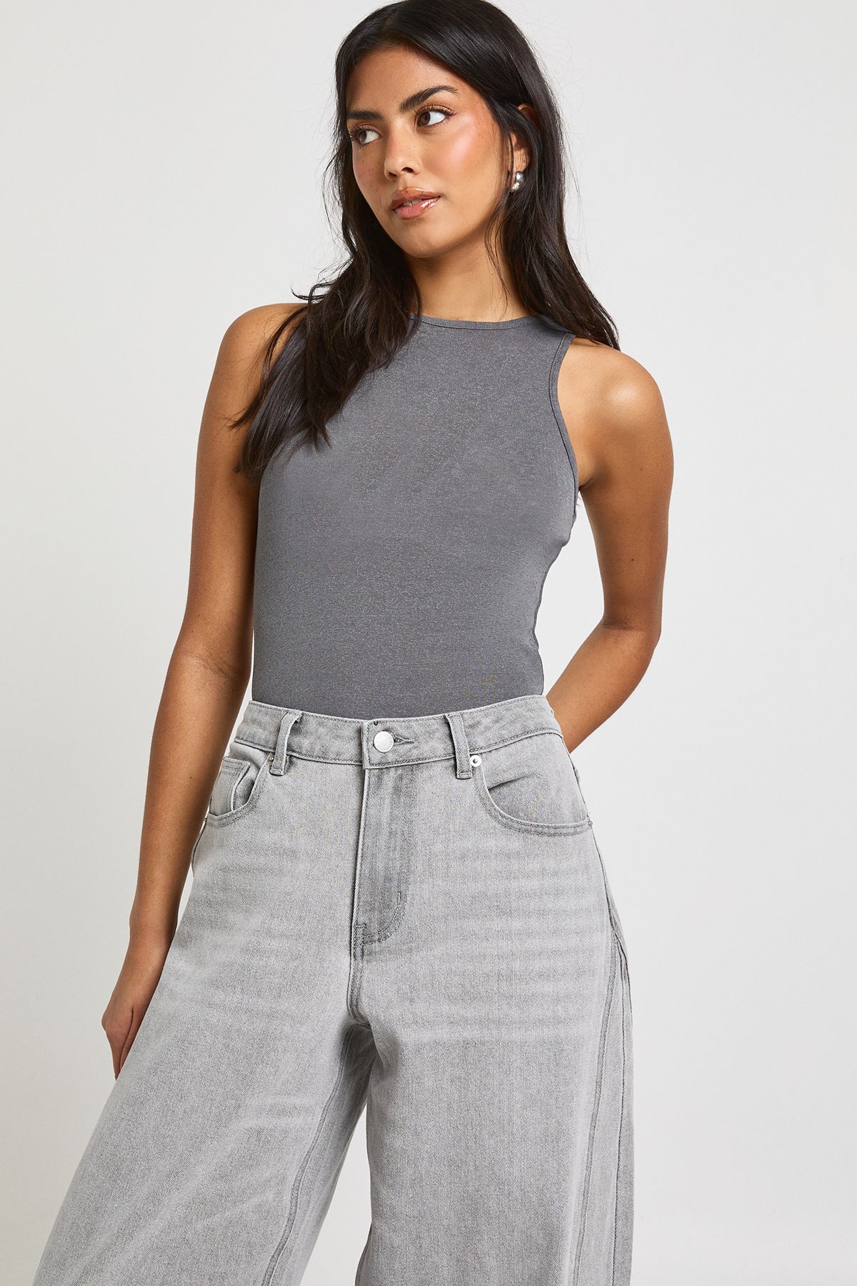 The Mid Waist Barrel Jean - Image 3