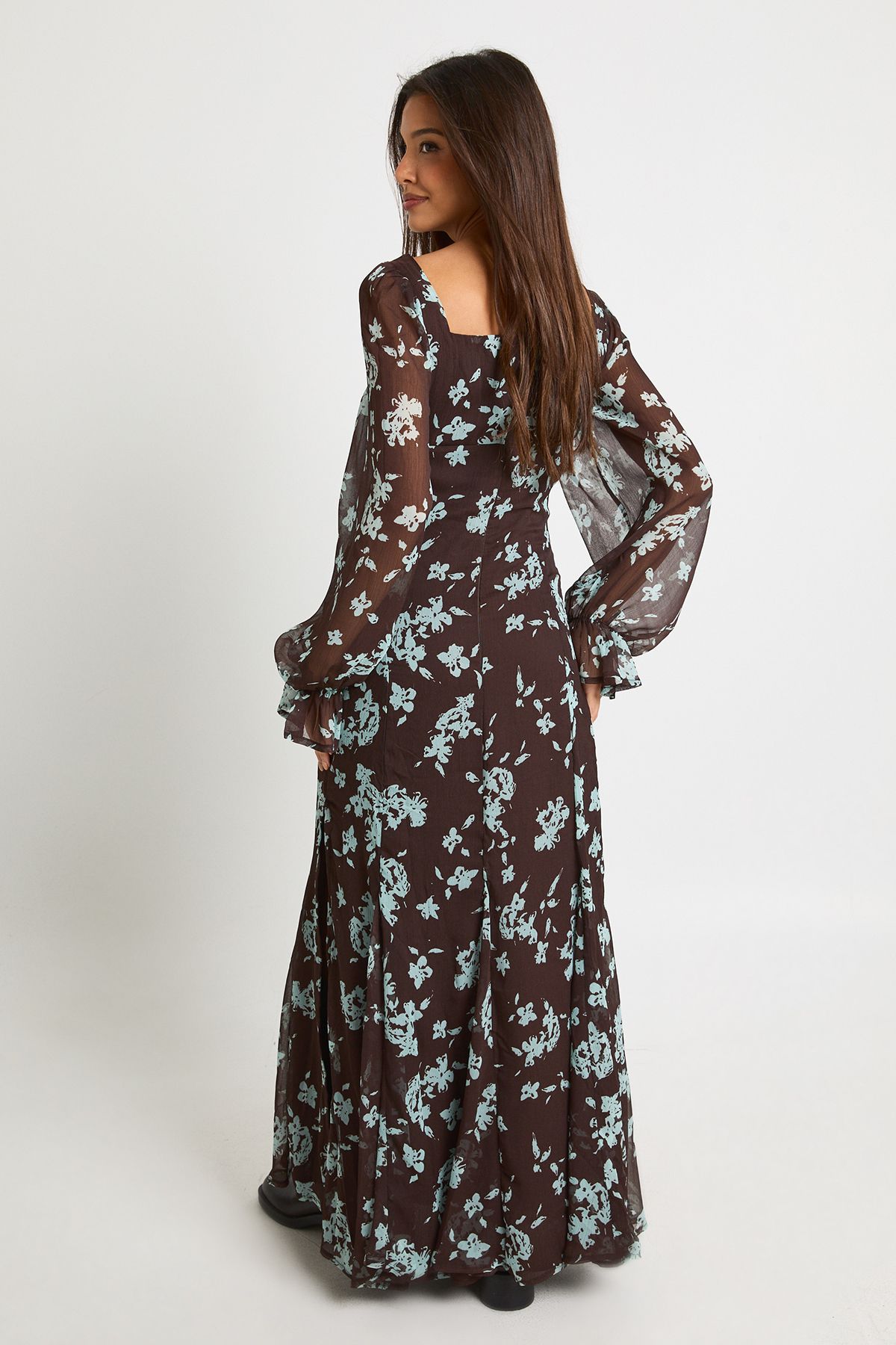 Floral Crinkle Chiffon Milkmaid Maxi Dress - Image 2