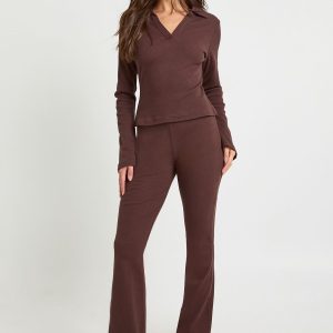 Ribbed Flare Leggings