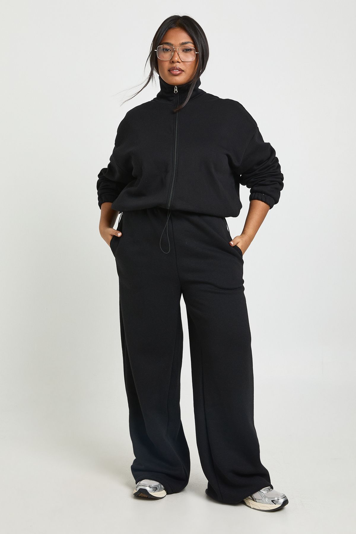 Plus Adjustable Toggle Wide Leg Jogger