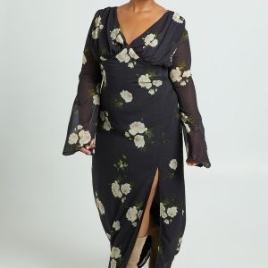 Plus Floral Chiffon Plunge Maxi Dress