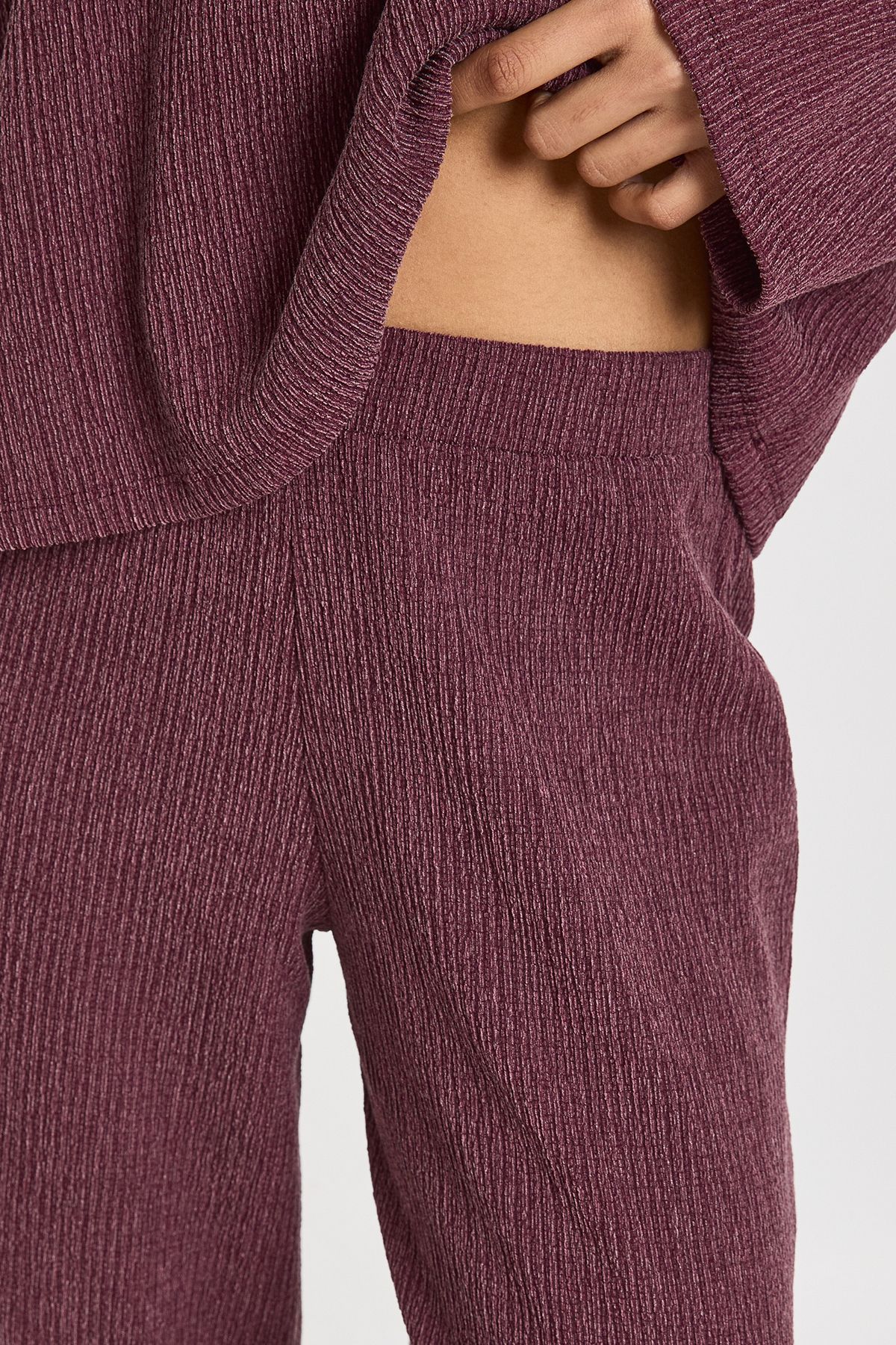 Textured Drawstring Waist Wide Leg Trouser - Image 4