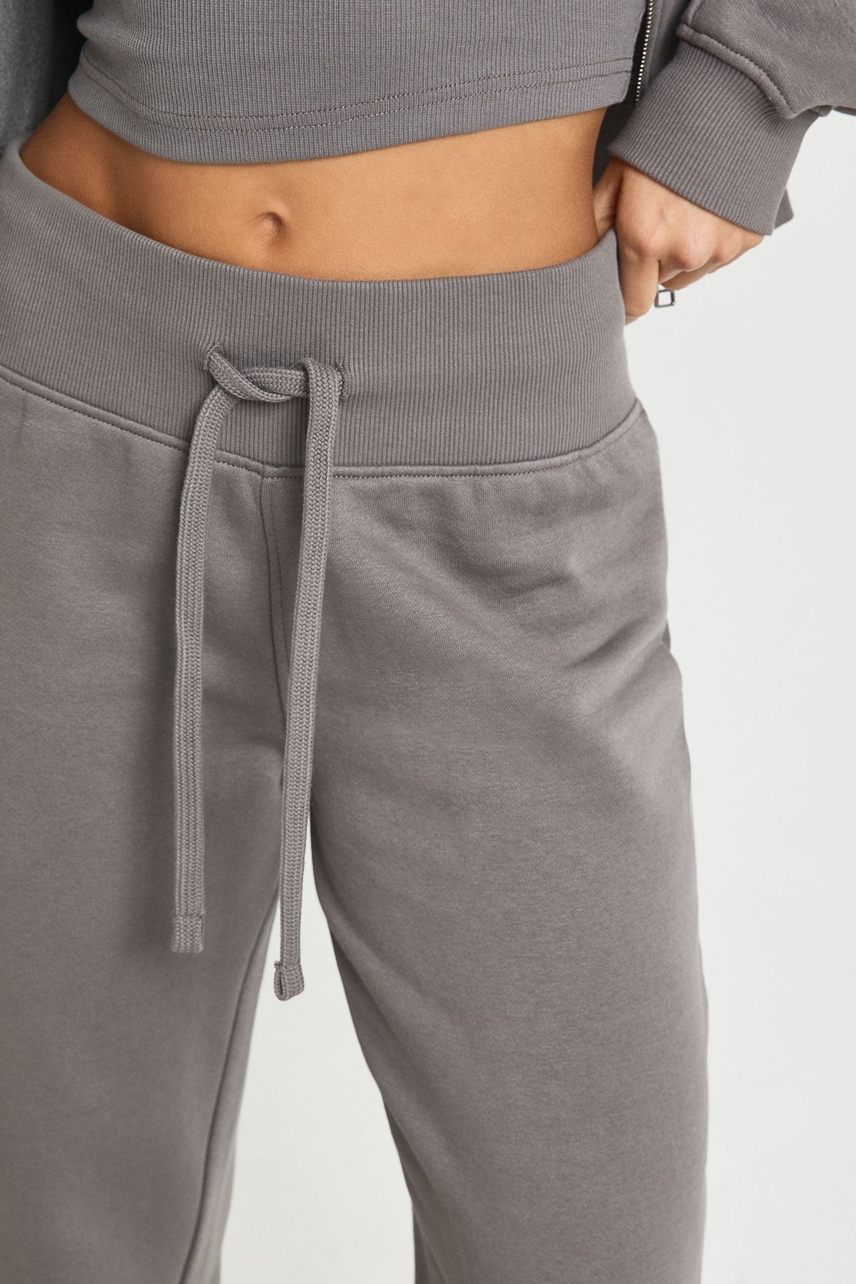 Shrunken Flared Jogger 3 Piece Tracksuit - Image 4