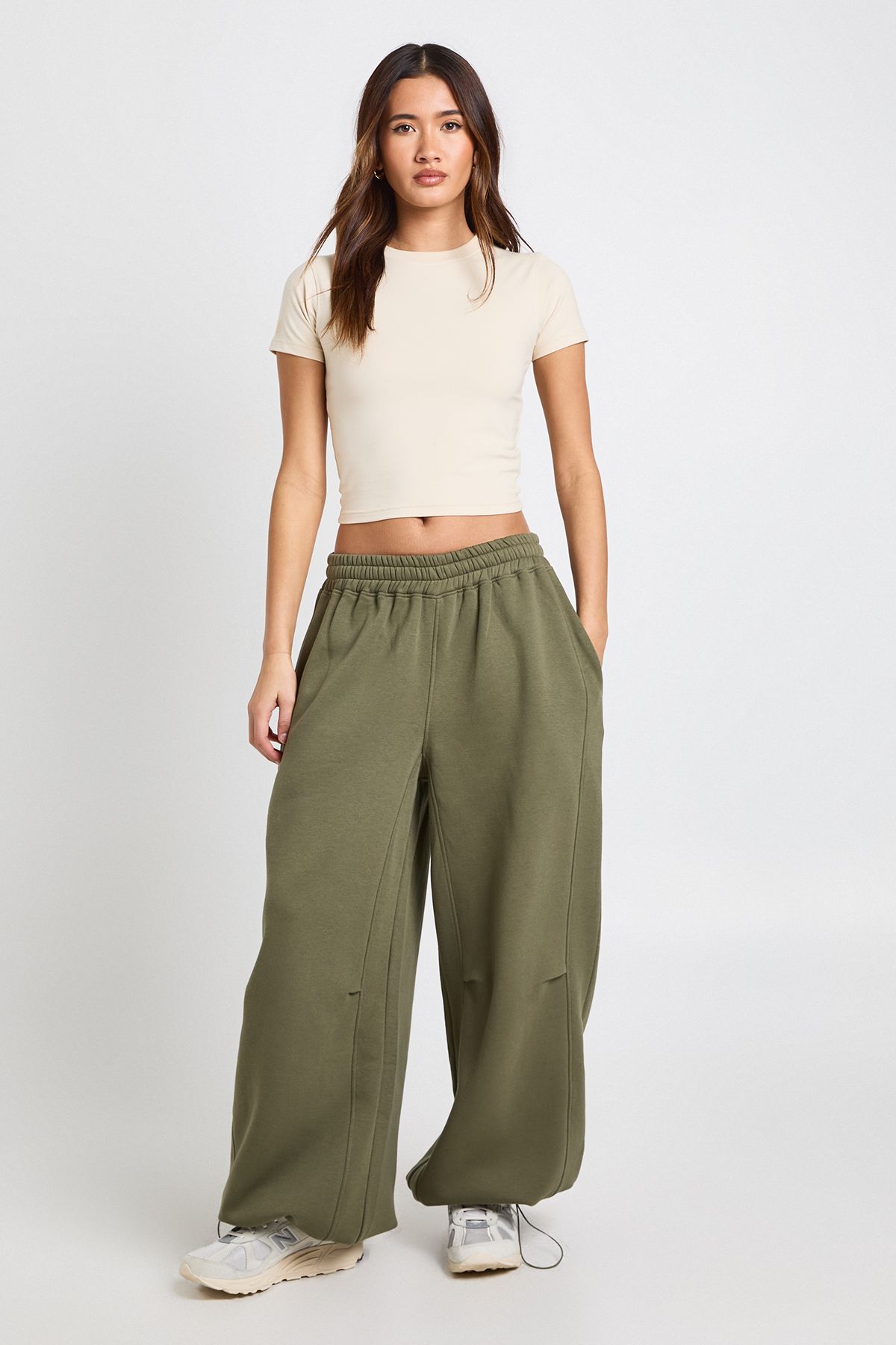 Super Oversized Adjustable Cuff Jogger - Image 3