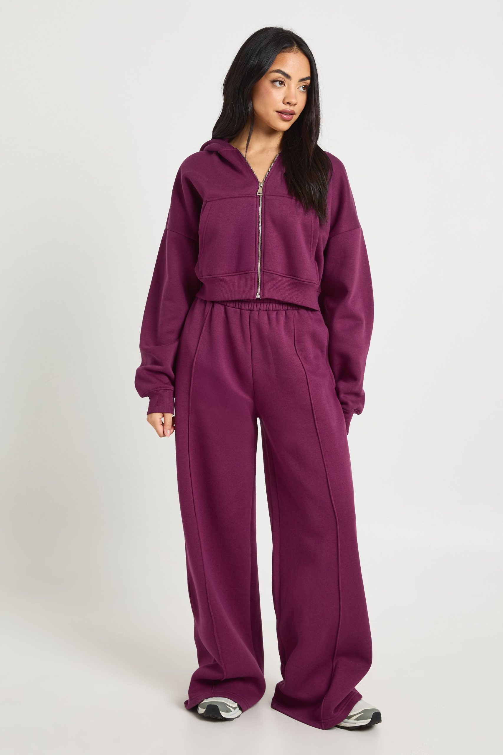 Pintuck Detail Straight Leg Jogger - Image 3