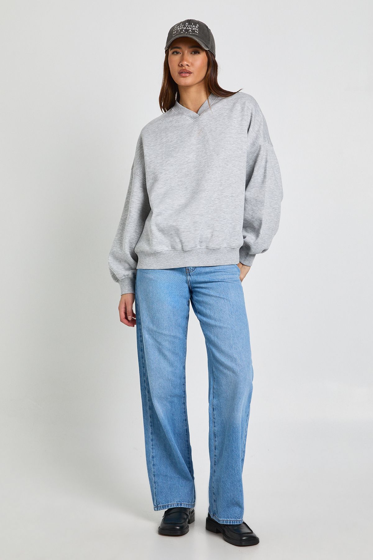 V Neck Oversized Sweatshirt - Image 3