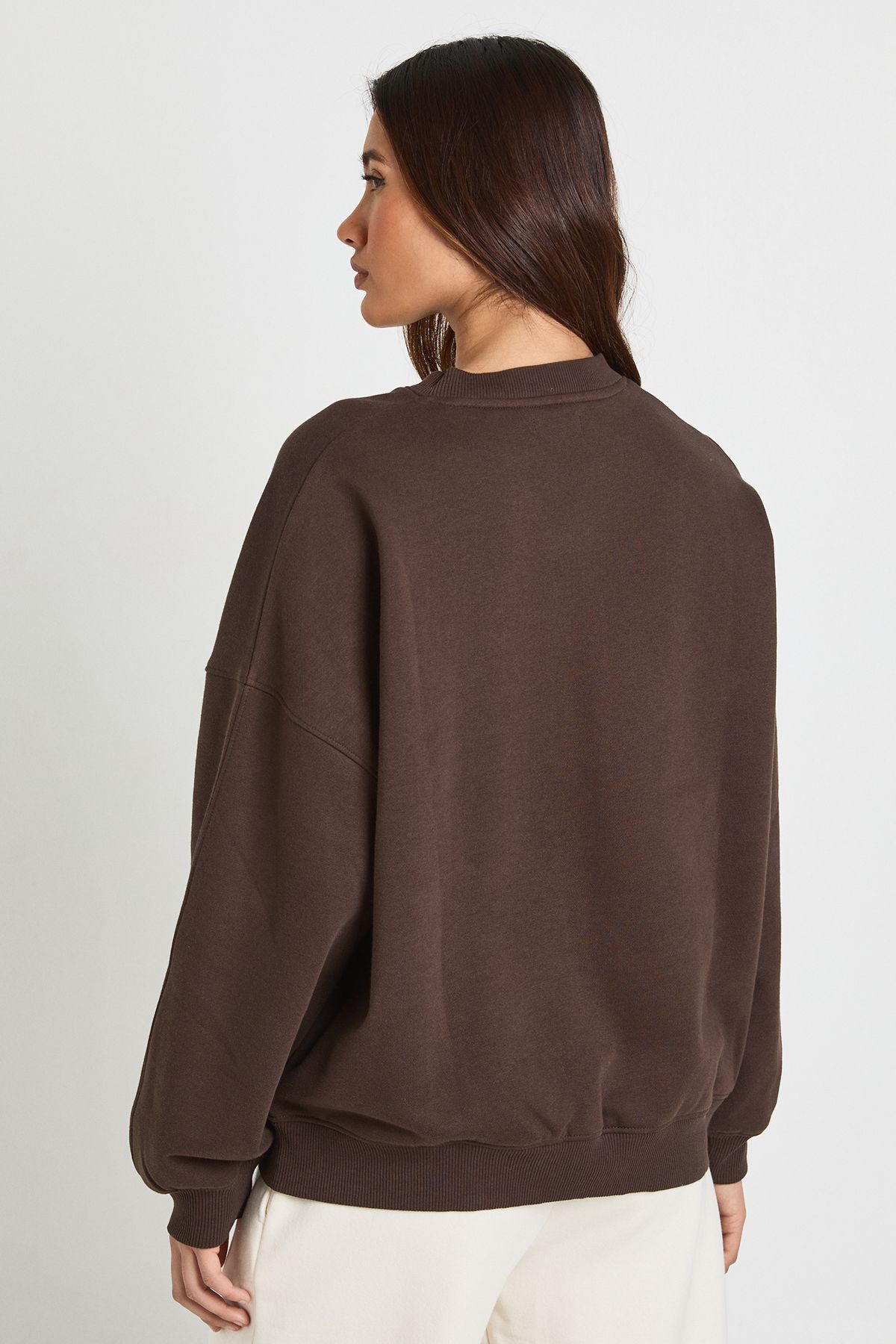 V Neck Oversized Sweatshirt - Image 2